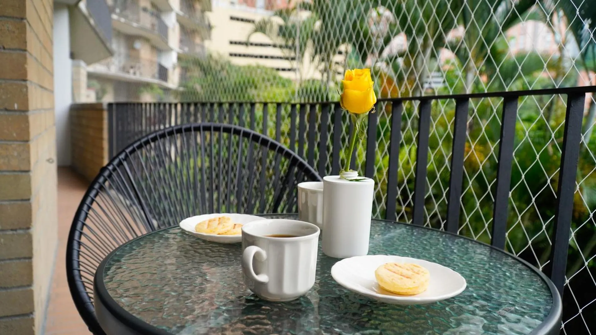 2Br Bright & Cozy - Nature Views & Sounds Medellin 0*,
